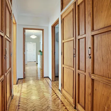 Apolonia 3e - Lisbonbreaks Apartment